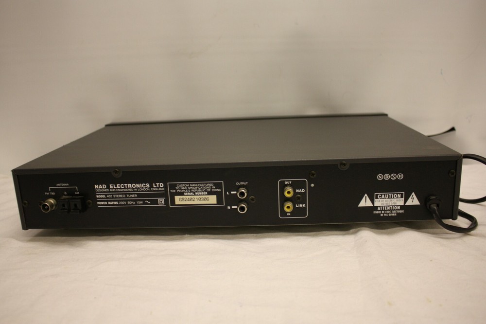 NAD ELECTRONICS 402 STEREO TUNER FM AM READ DESCRIPTION