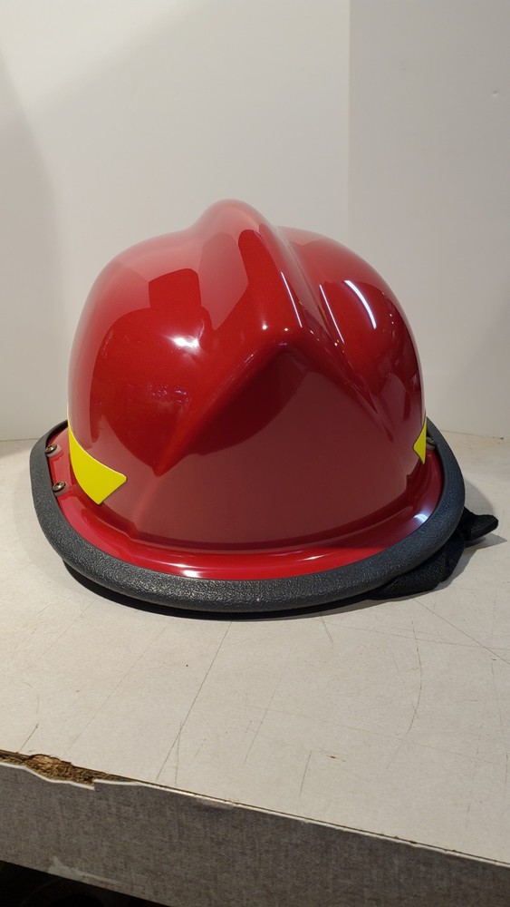 BULLARD FIRE HELMET MODEL LTXRD
