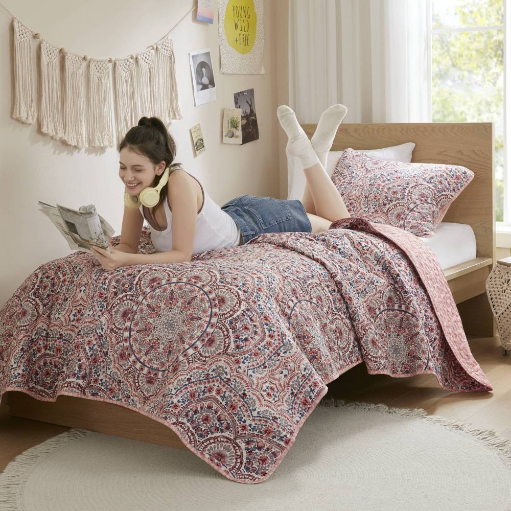 Twin Reversible Quilt Set 2pc Boho Medallion, Soft Polyester Fabric
