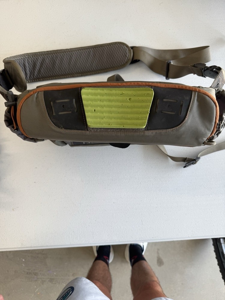 Fishpond Flathead Sling Pack