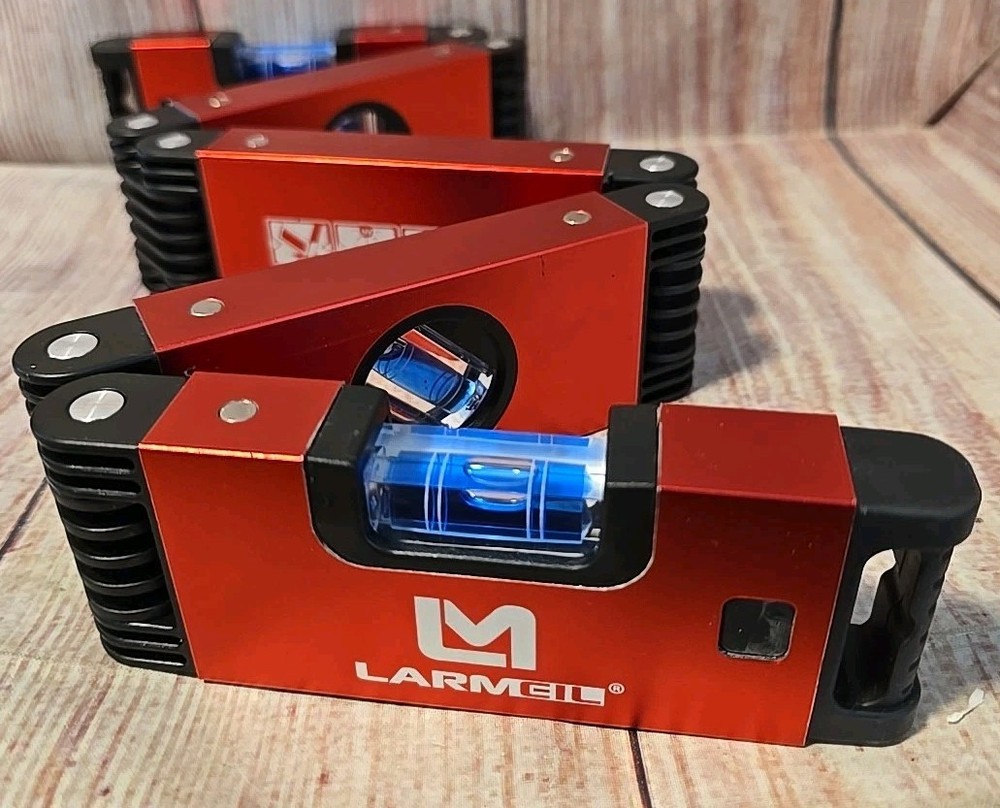 Multi-Function LARMEIL Foldable Level Measuring Tool, 28 Inch Folding Level
