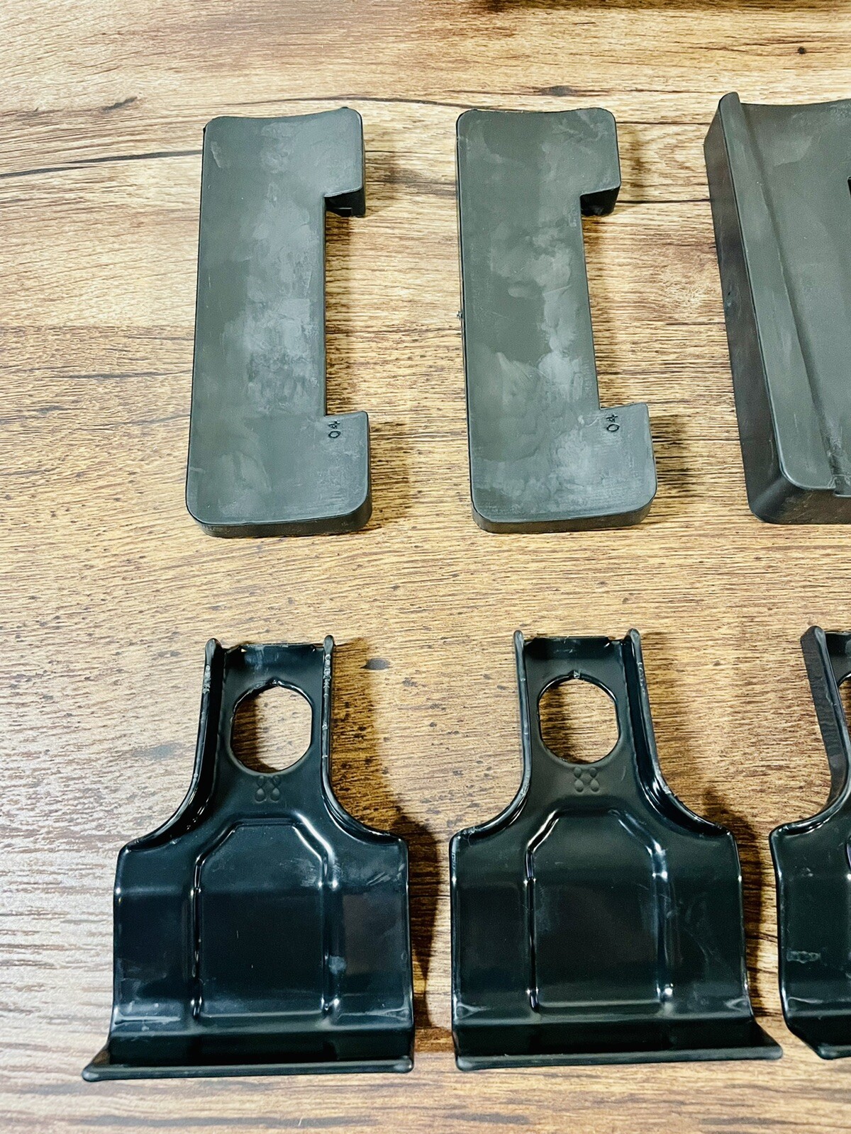 Thule Fit Kit 1438 -- (Authentic Thule 1438) -- For Lexus & Toyota Models!