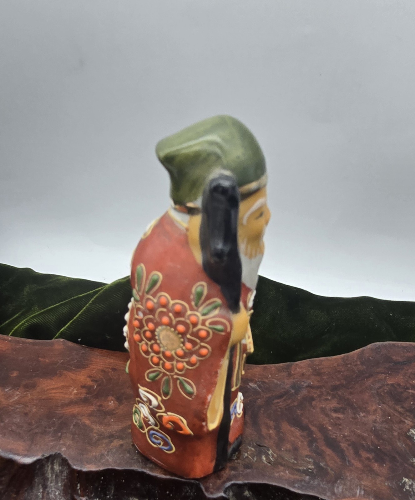 Vintage Japanese Kutani Moriage Lucky Longevity Asian Figurine 4 inches