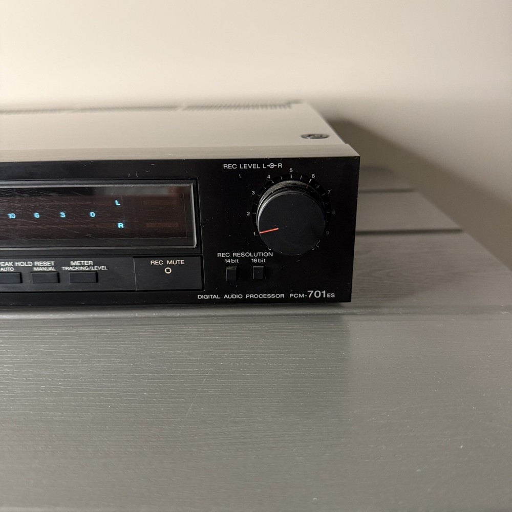 Sony pcm-701 ES Espirit Series Digital Processor