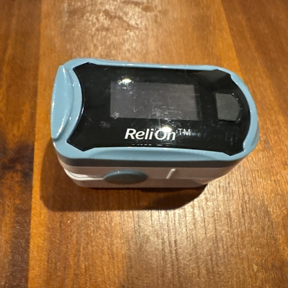 ReliOn Pulse Oximeter Model C29 With Case