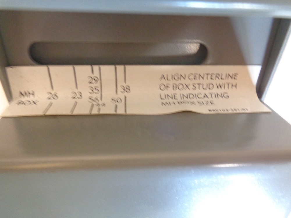 NEW SQUARE D PANELBOARD INTERIOR MOUNTING BRACKET NQ25S