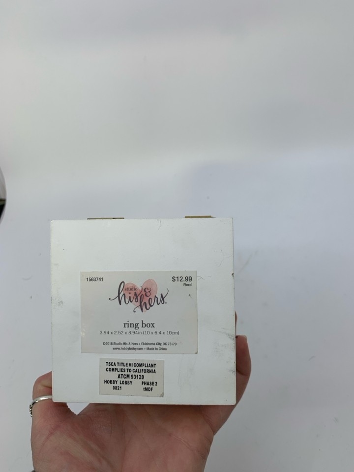 WHITE DISTRESSED WEDDING RING HOLDER BOX.