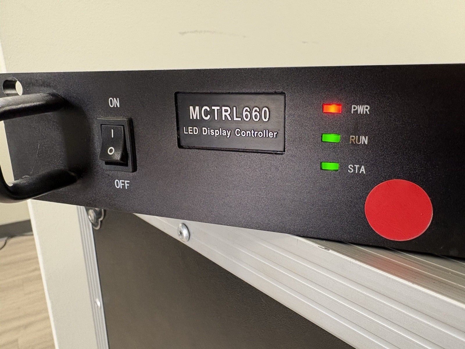 NovaStar MCTRL660 LED Display Video Wall Controller Tested