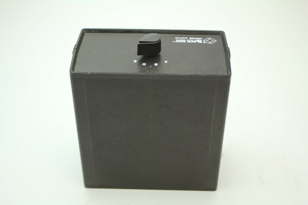 Black Box Corp SW0S0B-FFFFF ABCDE Switch Terminal Box Used