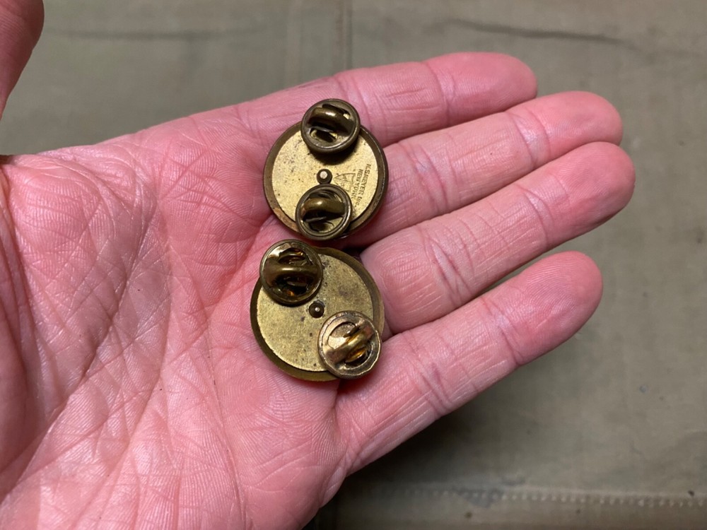ORIGINAL EARLY WAR WWII US ARMY ENGINEER M1938 CLASS A JACKET COLLAR DISCS