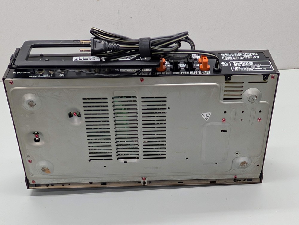 Technics SA-913 Stereo Receiver 70 Watts - Mag Phono Input - Compact - Very Nice