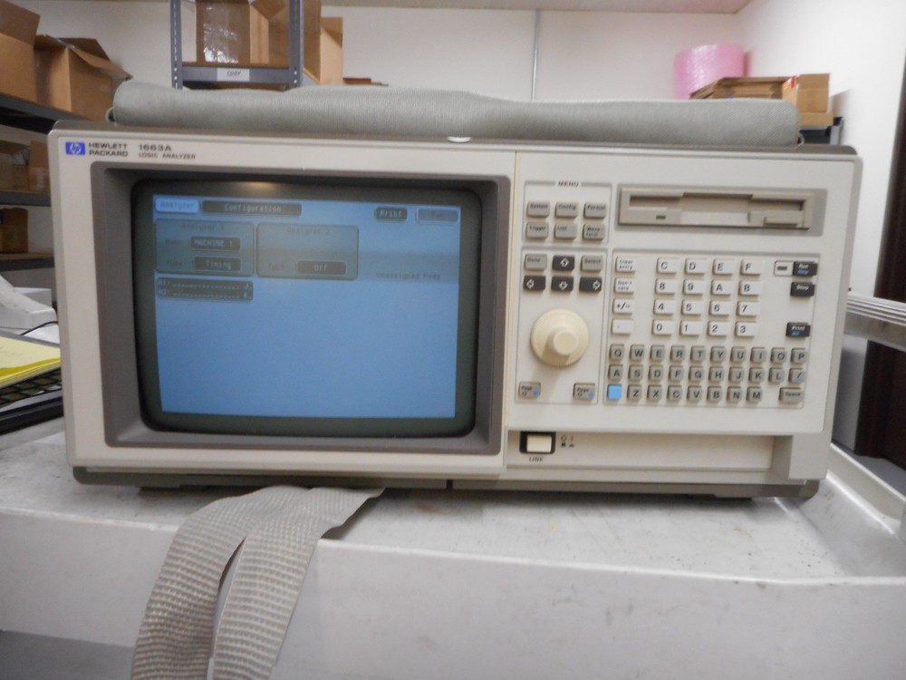 HP Hewlett Packard 1663A  logic analyzer
