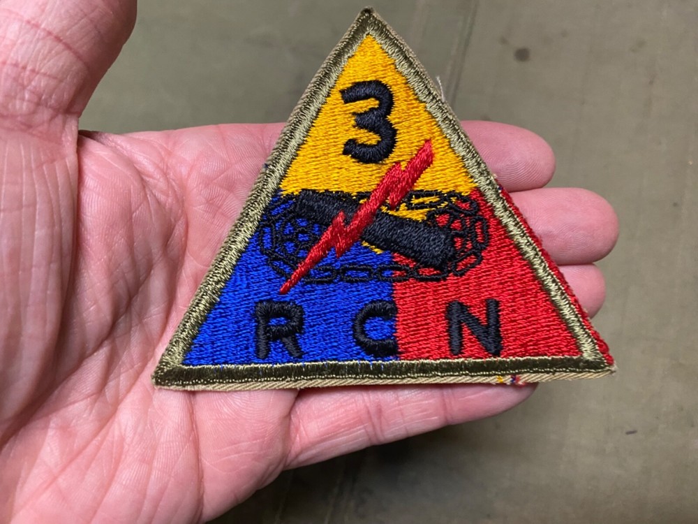 ORIGINAL WWII US ARMY 3RD ARMORED TANK RECON DIVISION JACKET INSIGNIA PATCH