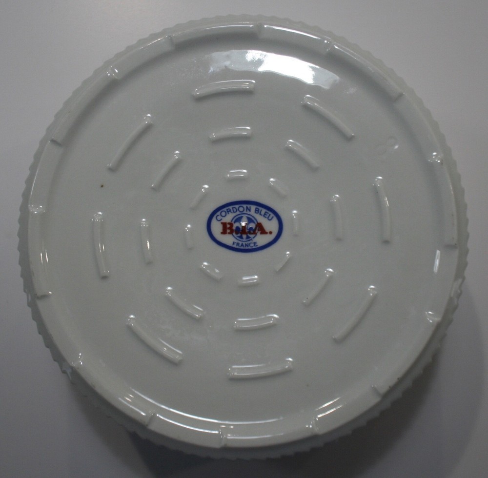B.I.A. CORDON BLEU DIANE 8" ROUND SOUFFLÉ BAKING DISH HIGHEST QUALITY BAKEWARE