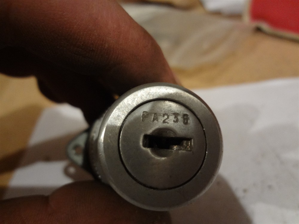 KEYED SWITCH USED WITH NO KEYS PA235