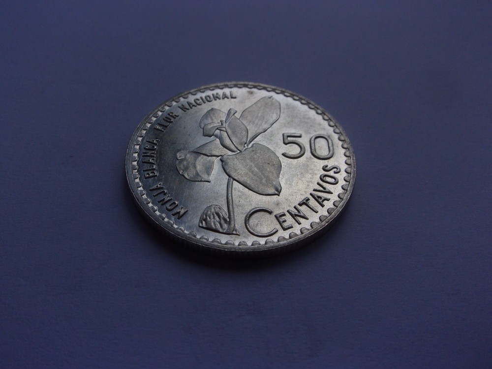 18SCS34 Guatemala 1962 silver 50 centavos
