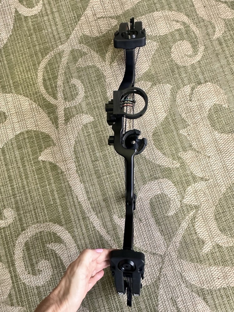 Bear Scout Compound Bow RH 50lb 29 3/4”