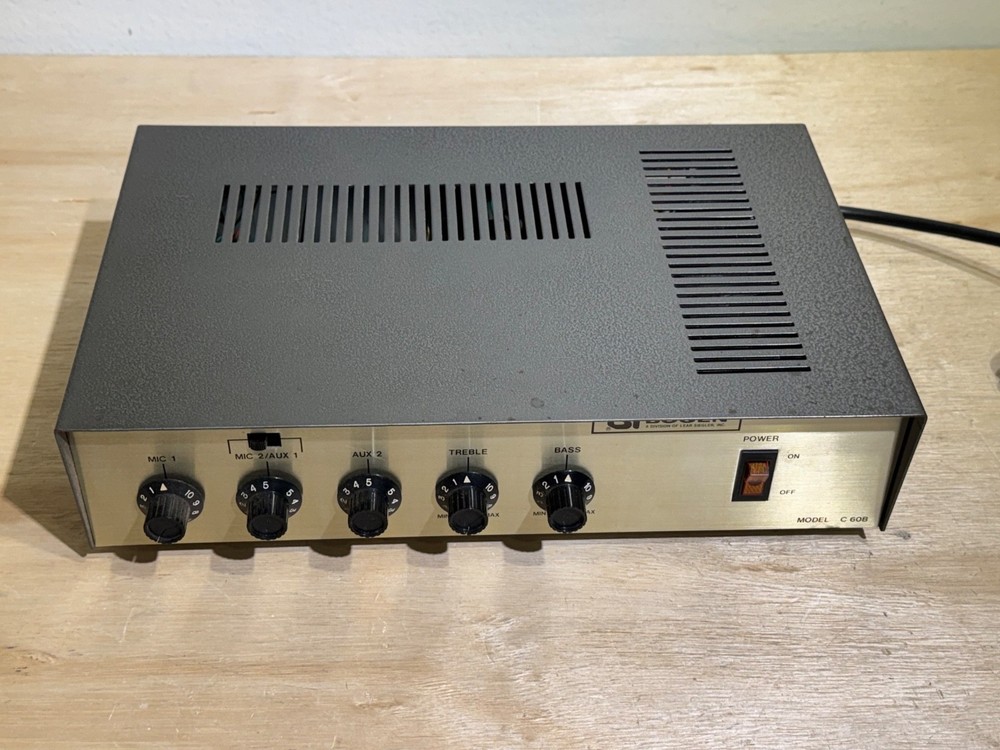 Vintage Bogen C-60B Solid State Power Amp | Unit Powers-On | Unit Sold AS-IS