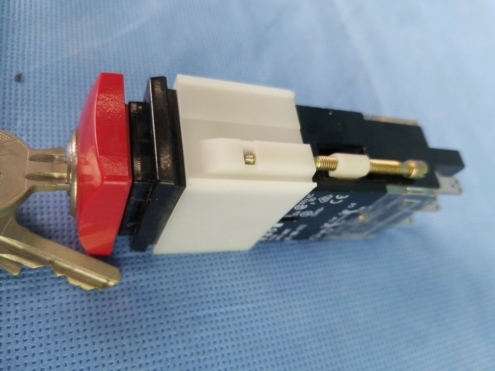 02-199-013 eao Olten Switch with YB1 Key