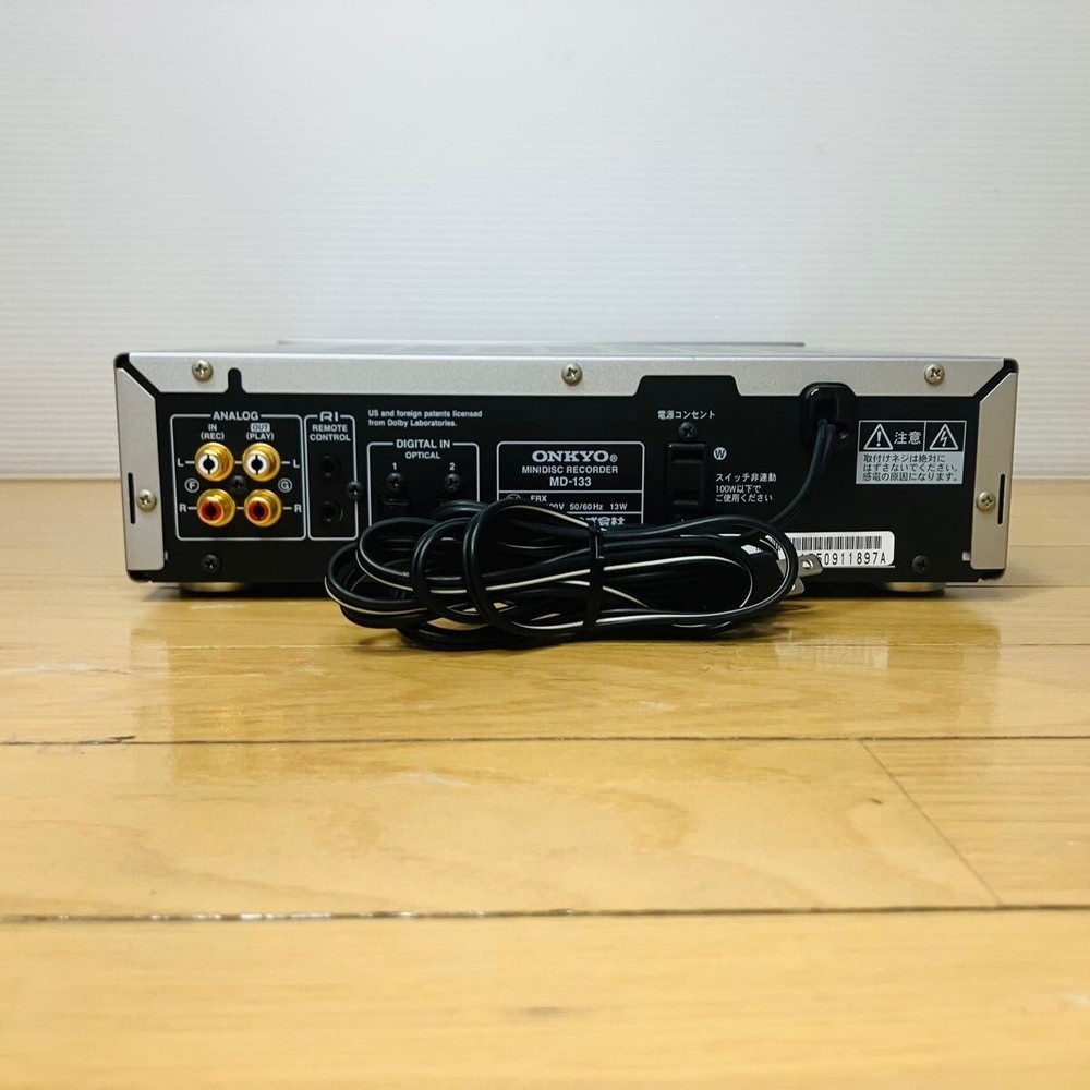ONKYO MD Recorder MD-133 with remote control MD deck High Speed Silver USED