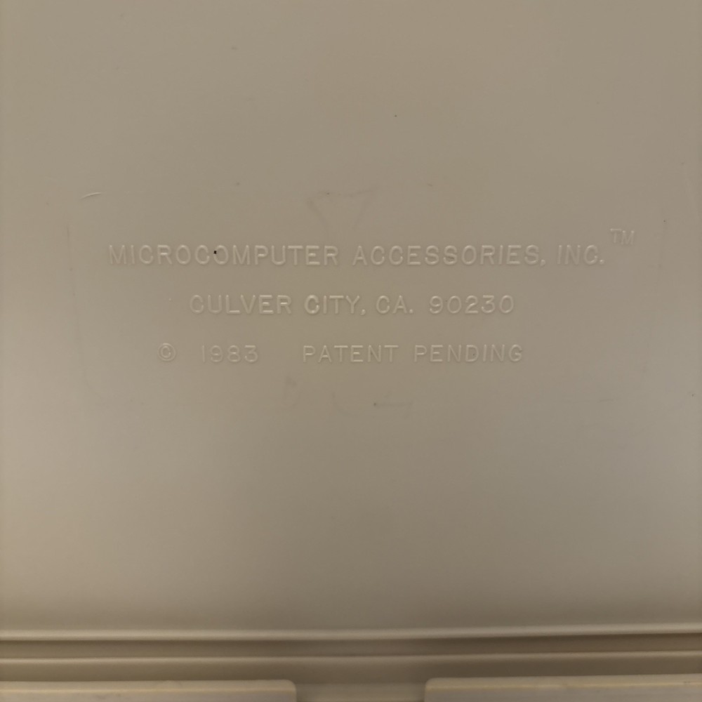 Microcomputer Accessories Plastic Roll Top 5.25” Disc Keeper Storage No Key