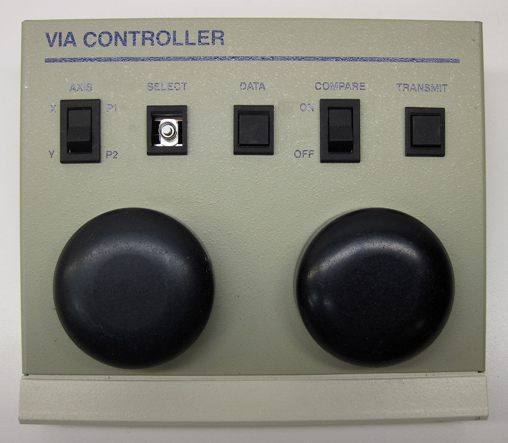 Boeckeler KS-30 VIA Controller (Knob Controller), Missing Push Button Cover
