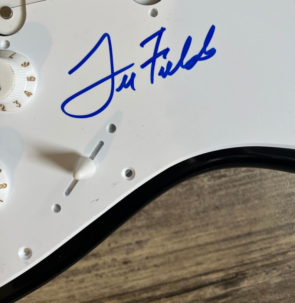 * LEE FIELDS * signed electric guitar * & THE EXPRESSIONS * 1