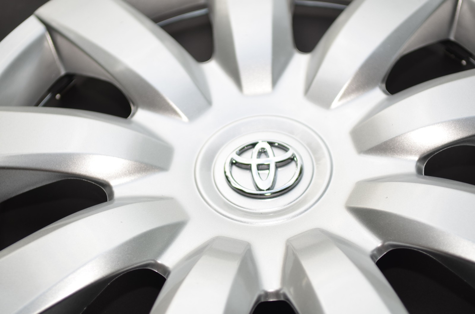 15" Rim Wheel Cover Hubcap fits 2000 - 2012+ Camry 01 02 03 04 05 06 07 08 09