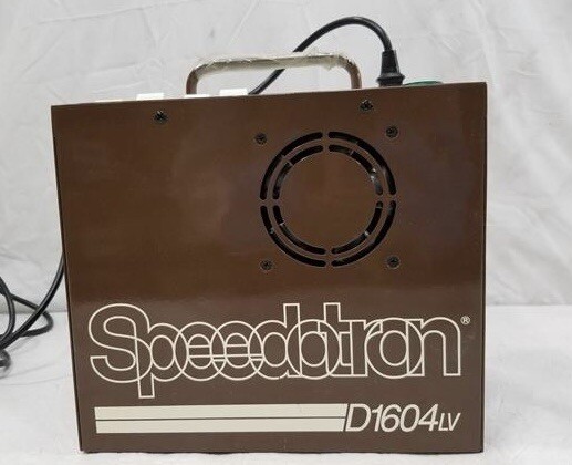 Speedotron D1604lv Three light kit