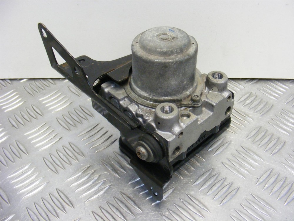 Triumph Sprint ST 1050 ABS Pump 2004 to 2007 A787