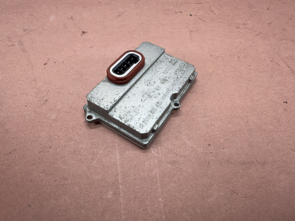 BMW E85 E86 Z4 E60 E65 E53 X5 Hella Xenon Ballast Control Module OEM 124K Miles
