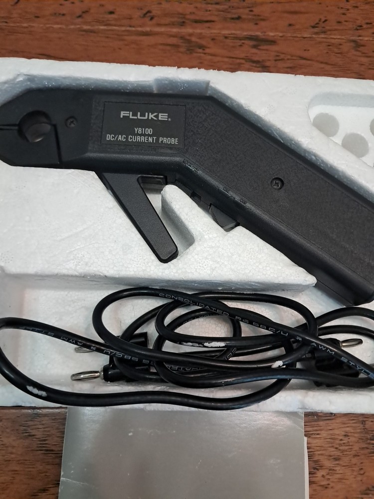 Fluke Y8100 DC/AC Current Probe N90