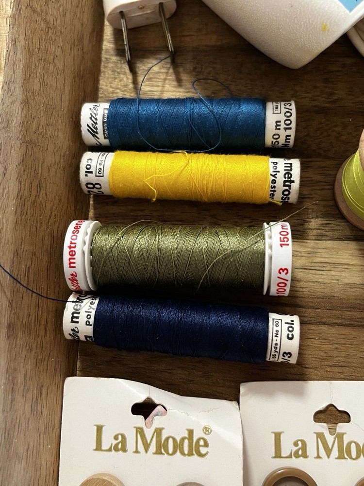 Vintage SEWING LOT Mixed Notions Tools Thread Accessories
