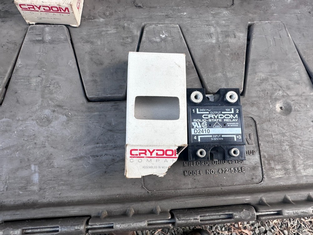Crydom D2410 Solid State Relay