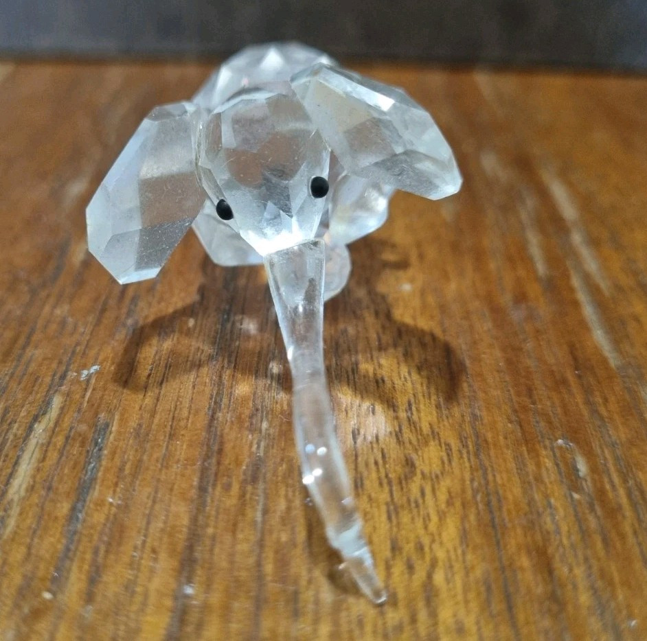 Small Crystal Elephant Figurine 5.5cm