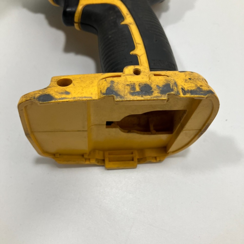 Dewalt DC825 18V Volt 1/4" Hex Impact Driver (Tool Only) - Tested & Working