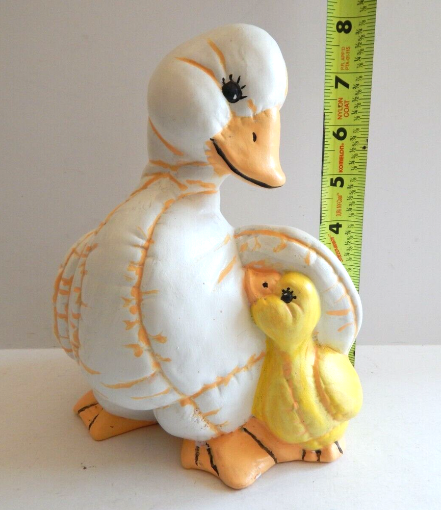 Vintage Ceramic Softee Mother Duck and Baby 8"