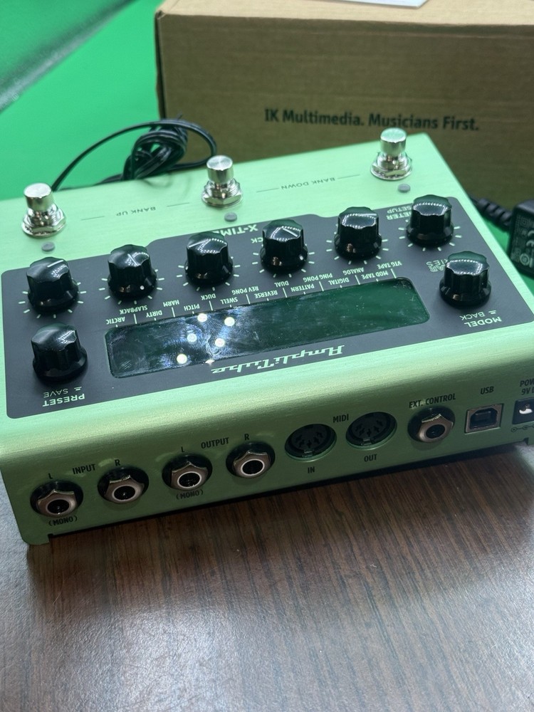 IK Multimedia AmpliTube X-Time Multi-Delay Effects Pedal With Box