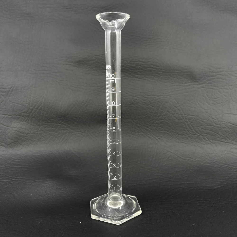 pyrex no. 3020 10ml graduated cylinder hex base pour spout
