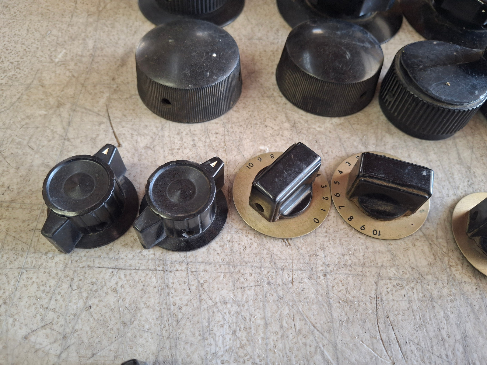 Lot of 40 Vintage Ham Radio Dials Indicator Knobs
