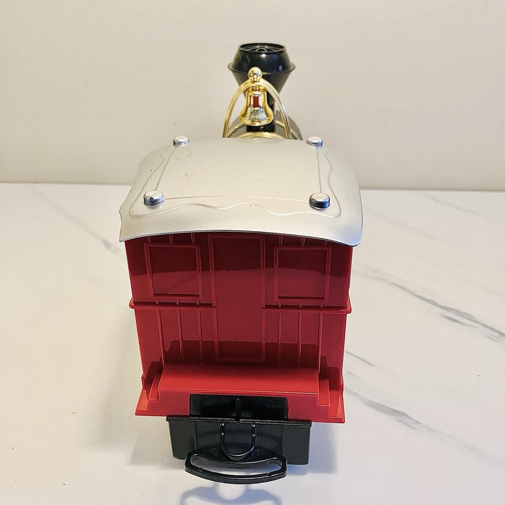 FAO Schwarz Motorized Classic Train Set Plus Tracks