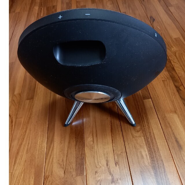 harman kardon ONYX STUDIO bluetooth speaker USED