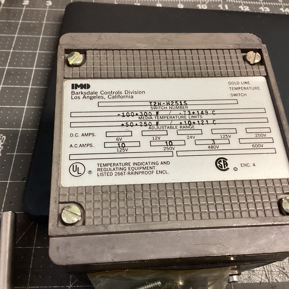 IMO Barksdale T2H-H2515S Temperature Switch(LPW18P)