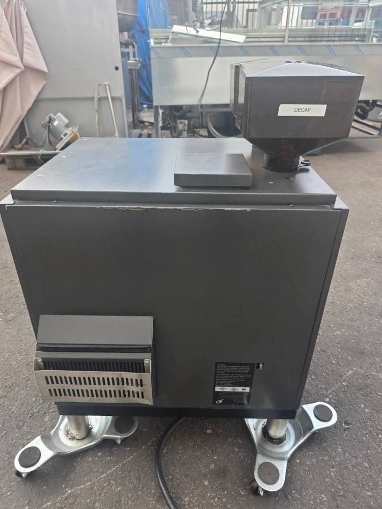 Concordia Beverage Systems XPRESS 6 23" Superautomatic Espresso Machine 2 Hopper