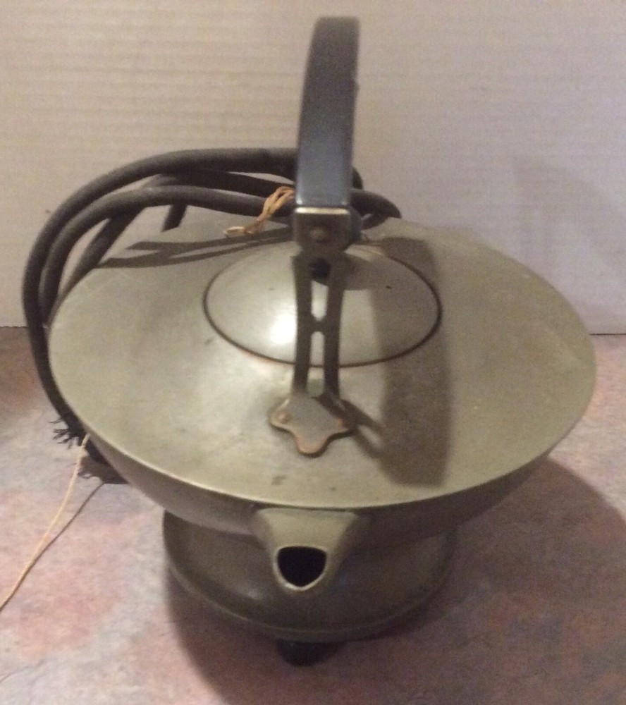 Antique Universal Electric Teapot / Tea Kettle - Landers, Frary & Clark