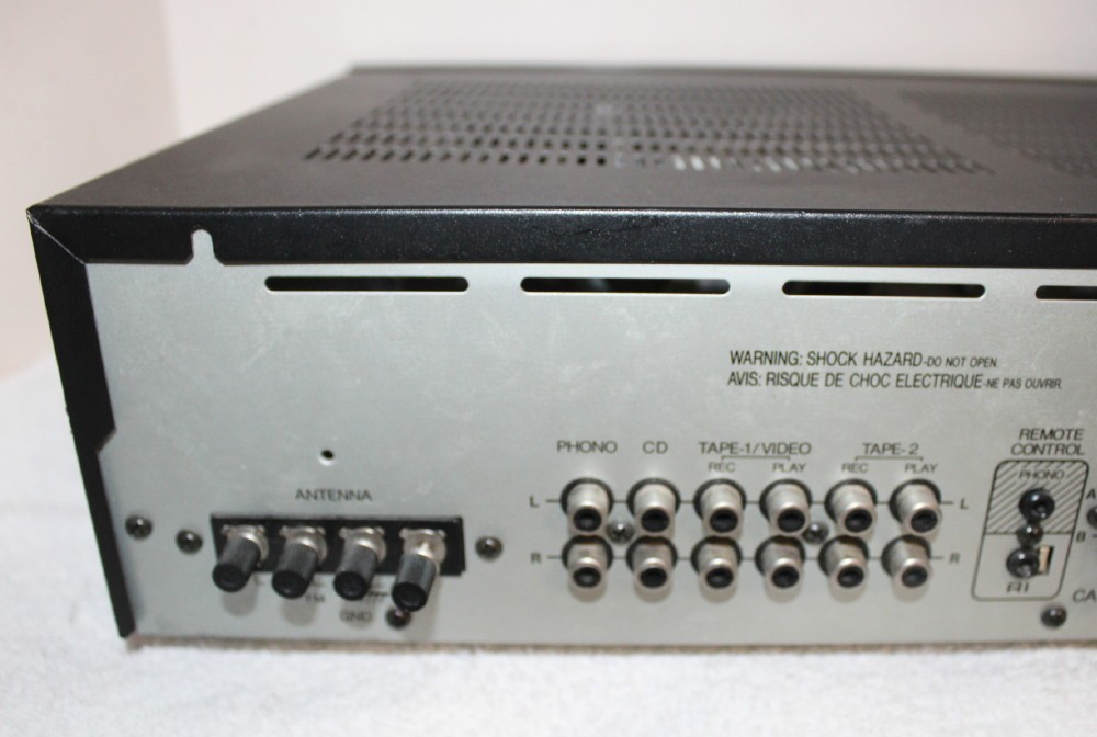 Onkyo TX-820 R1 AM/FM Stereo Receiver ~ Phono Input ~ Working