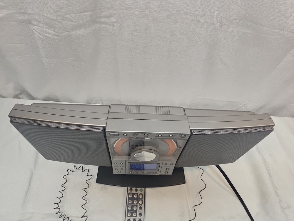 VTG Brookstone CD system PLL radio multi-clock, model BR-200 model W/Remote