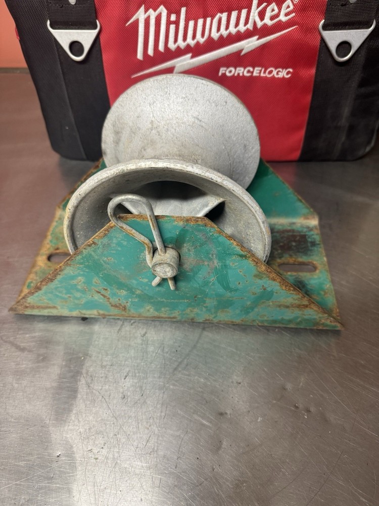 Greenlee 658 Tray Type Sheave