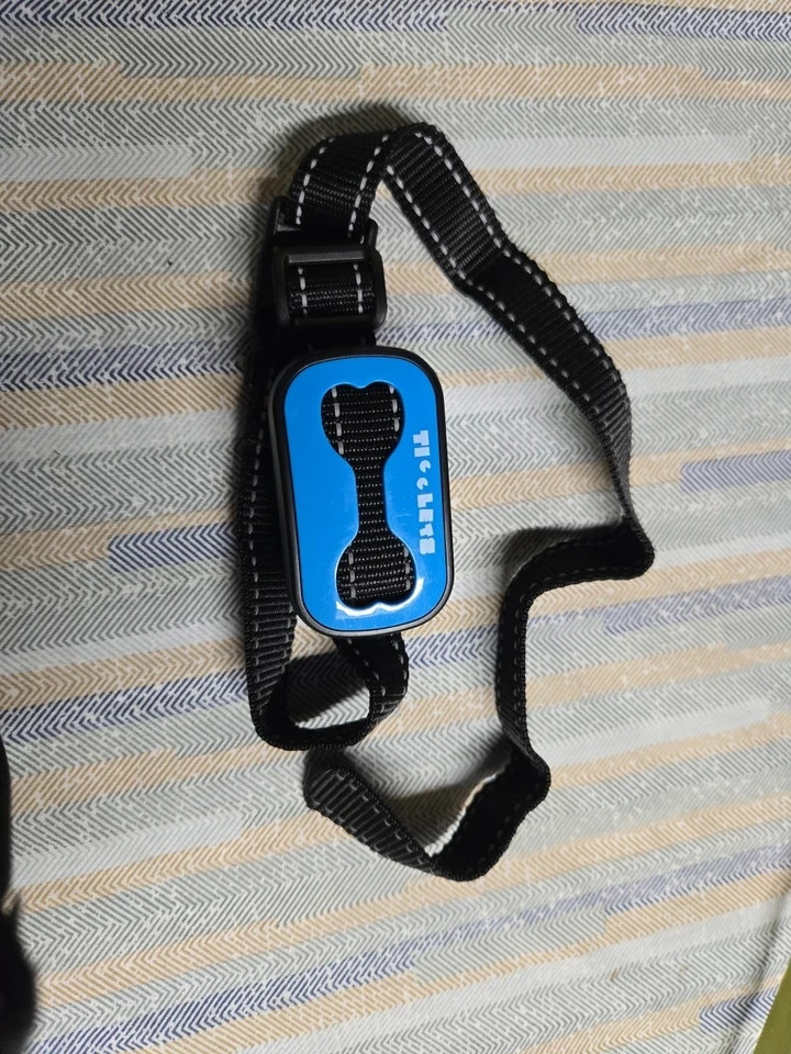 Woofheld Rechargeable No Bark Collar Non Shocking