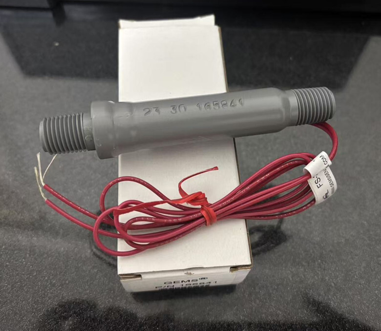 1pcs Gems FS-3 165841 Flow Switch